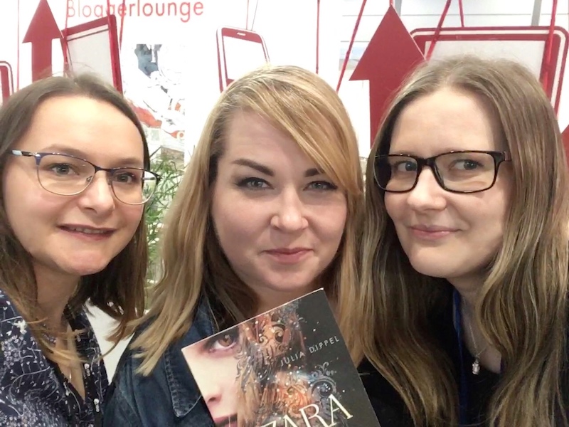 Tintenmeer auf der Leipziger Buchmesse 2018: Sandy, Kristina und Julia Dippel